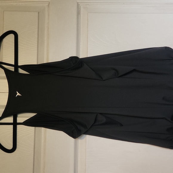 Old Navy Active Tank  Top - Picture 7 of 8